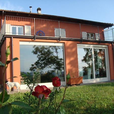 Hostal Il Grillo Parlante Monforte dʼAlba Exterior foto